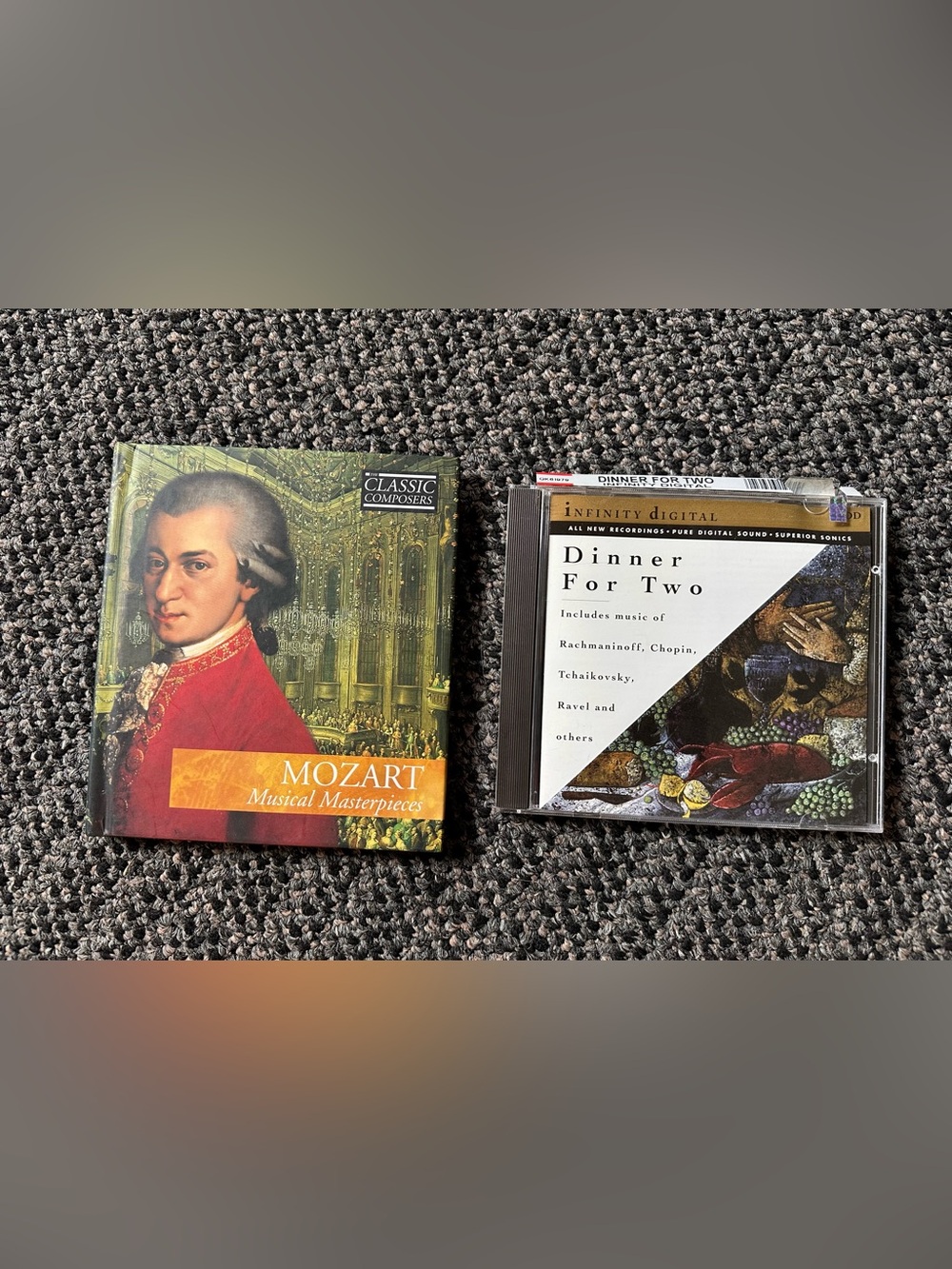 Mozart Musical Masterpieces & Dinner For Two CD Set - Red, Green